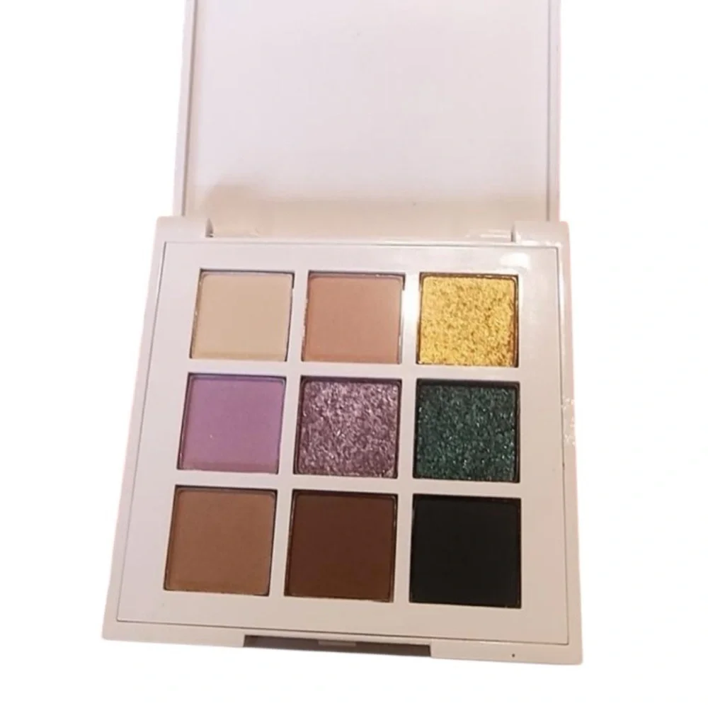 Just Ximena You & Me in Miami Eyeshadow Palette New Matte & Shimmer